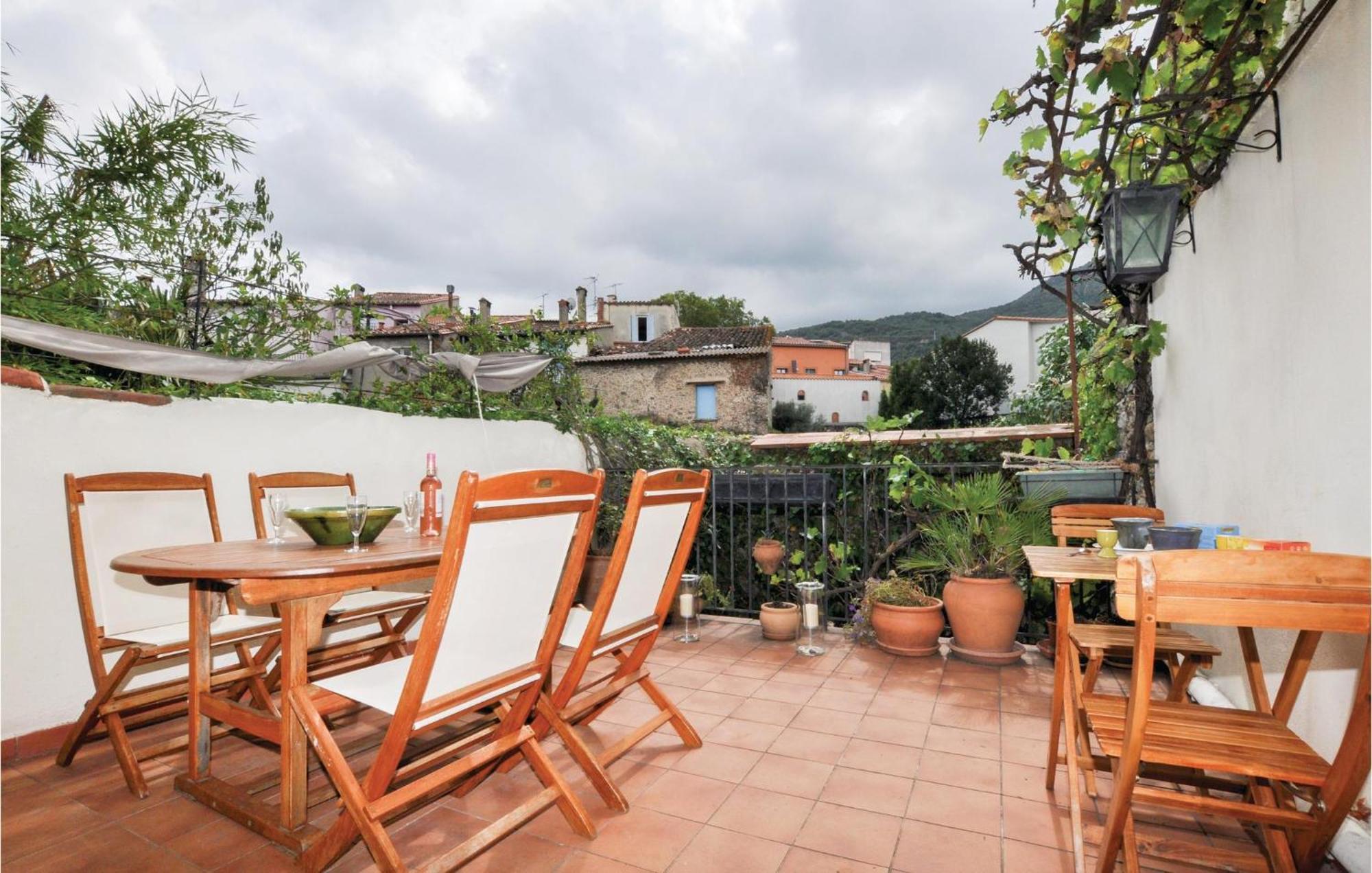 Amazing Home In Ceret With Wifi Exteriör bild